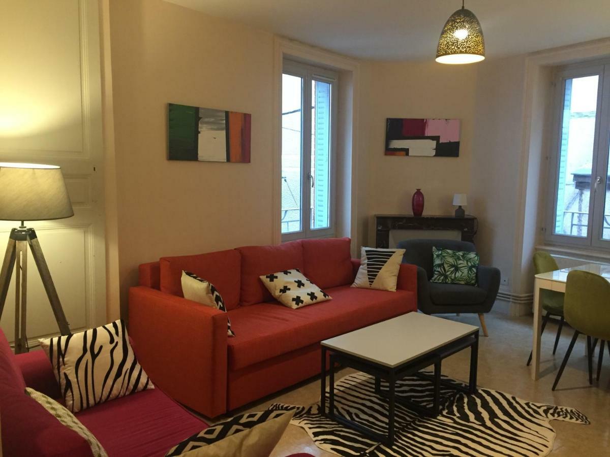 Cap Coutellerie - Sejours Pros Ou Familles En Hypercentre De Thiers Apartman Kültér fotó